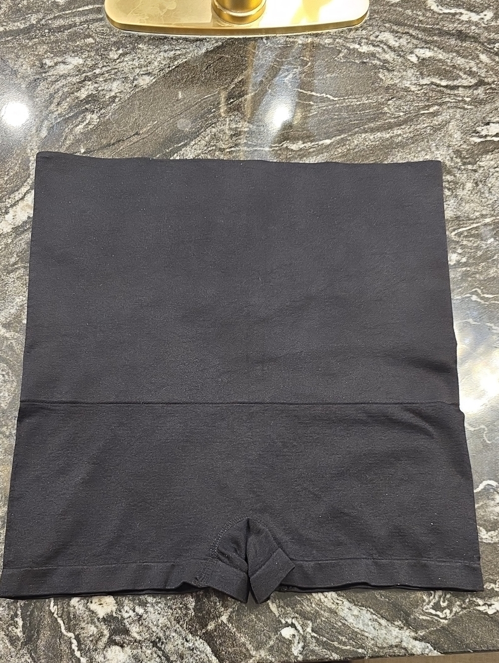 Spirit Black XL Crewneck Top